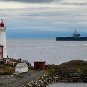 deniz-feneri-savas-gemisi