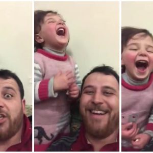 kizina-ucak-ve-bomba-seslerinin-bir-oyun-oldugunu-ogretmis