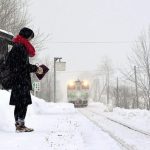 japonya-tren-istasyonu-ogrenci