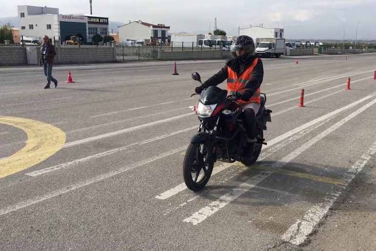 motosiklet-ehliyet-sinavi