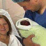 zenci-bebek-doguran-fotomontaj