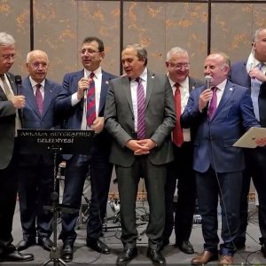 ekrem-imamoglu-mansur-yavas-sarki