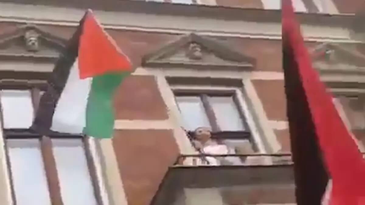 Danimarka Kralı X. Frederik’in Filistin Bayrağı Sallarken Görüntülendiği Sanılan Video