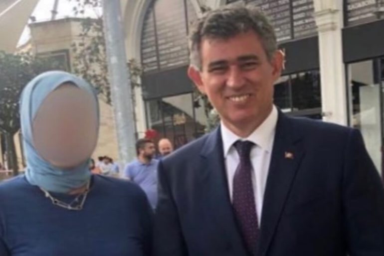 metin-feyzioglu-turbanli-esi-sanilan