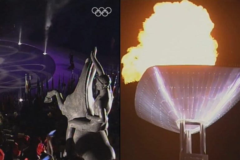 olimpiyat-atesinin-yakilmasi