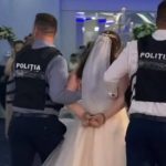 Gelinin Düğünde Başkasına Baktığını Gördüğü Damadın Burnunu Kırdıktan Sonra Gözaltına Alındığı Sanılan Görüntü dugunde-geline-gozalti