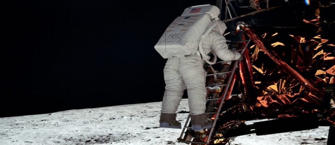 buzz-aldrin-aya-inis