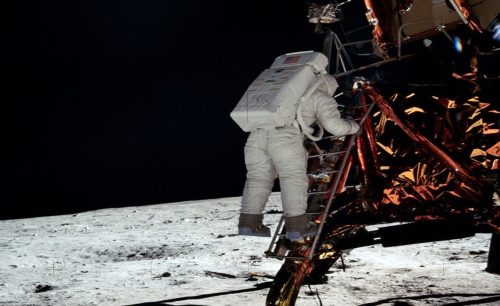 buzz-aldrin-aya-inis