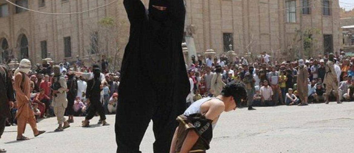 isid-kafasini-keserek-infaz