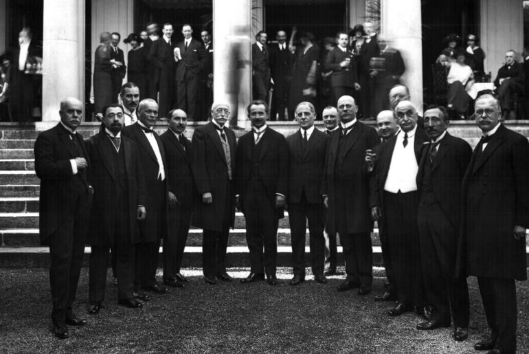 lozan-heyeti-ismet-inonu