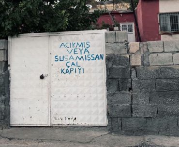 acikmis-veya-susamissan-cal-kapiyi