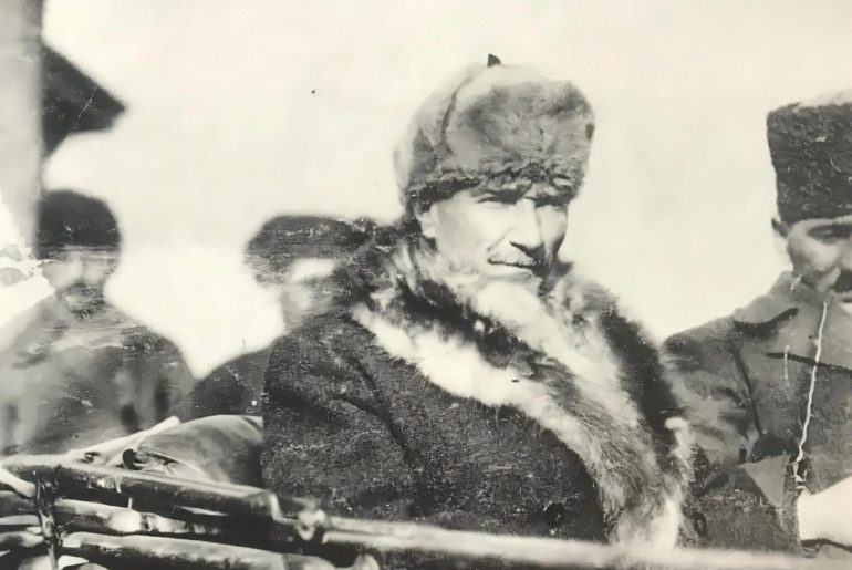 ataturk-10-subat-1921-ankaradan-bati-cephesine