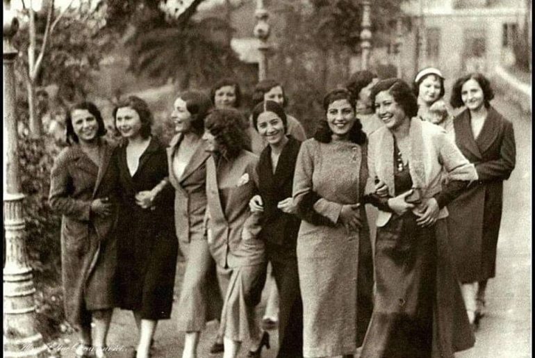 Le Monde Adlı Fransız Dergisinin 1933 Yılında Türk Kadını Dünyanın Aynası Başlıklı Bir Kapak Yayımladığı İddiası turk-kadinlari-1930lar