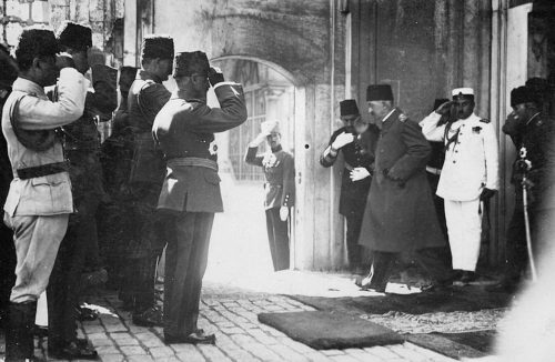 vahdettin-dolmabahce-cikis