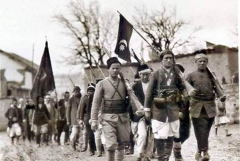 Çanakkale’de Savaşan Azerbaycan Türklerine Ait Sanılan Kahramanmaraş’tan Fotoğraf maras-kurtulus-savasi
