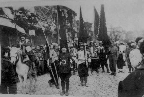 maras-savunmasi-kutlama-1920