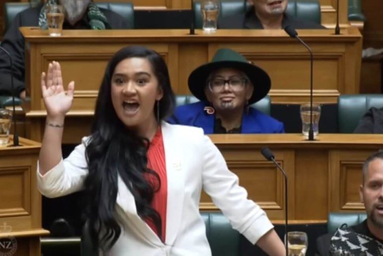 yeni-zelanda-milletvekili-haka-dansi