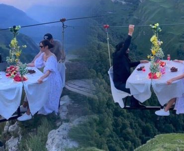 cift-havada-yemek-masasi