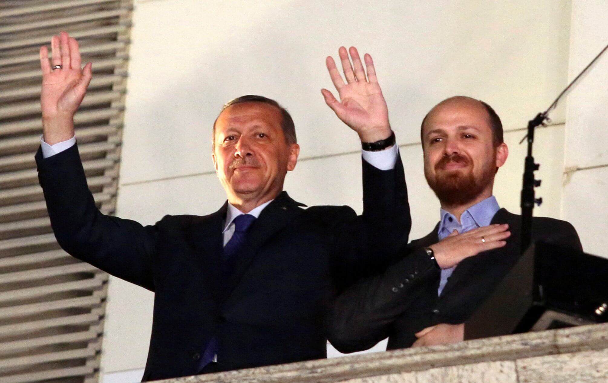 Bilal Erdoğan’a Ait Sanılan “Babam Bu Ekonomi Bilgisiyle Özel Sektörde Çalışsaydı Paraya Para Demezdi Ama O Fedakarlık Yapıp Mütevazi Yaşamı Seçti” Sözü bilal-tayyip-erdogan