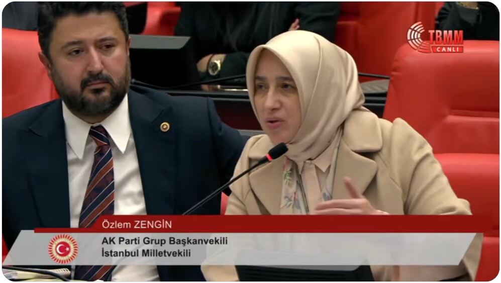 TBMM’deki Oturumda Özlem Zengin’in Kullandığı “Utanmıyoruz” Sözü ozlem-zengin