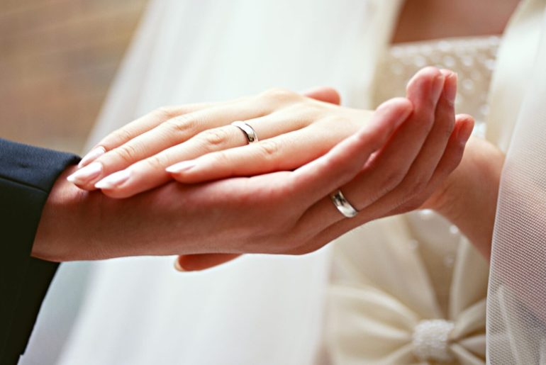 evlilik-gelin-damat-yuzuk