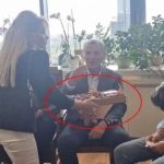 CHP Genel Merkezinde Çikolata Dağıtan ve Ferdi Zeyrek’in Vefatıyla İlgili Olduğu Düşünülen Karikatürü Çizen FARKLI Kişiler