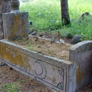 2-giyaseddin-mesud-bin-keykavus-mezari-sanilan