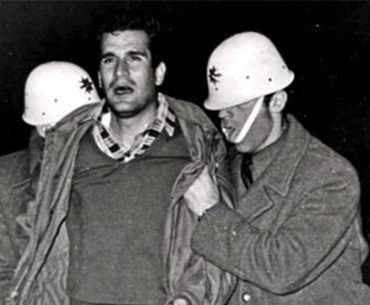 deniz-gezmis-kolunda-polis
