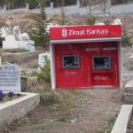 Emeklilik Yaşının 72'ye Yükseltilmesinin Gündemde Olduğu İddiası mezarda-emeklilik