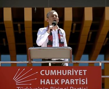 ozgur-ozel-miting