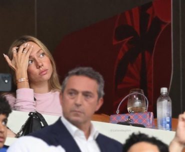 Ester-Exposito-ali-koc