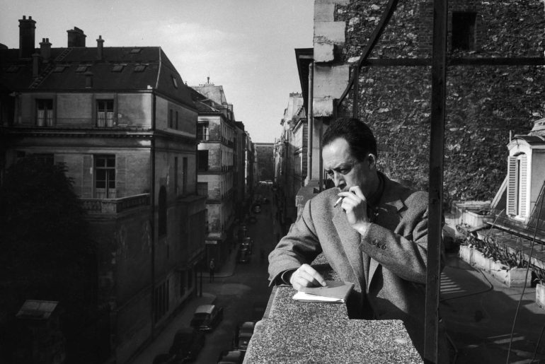 albert-camus-sigara