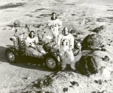 apollo 16 astronotları