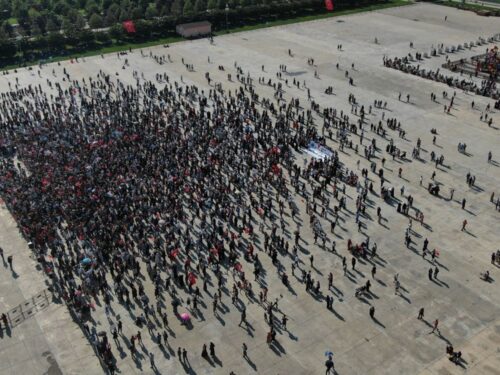 aşı karşıtı miting