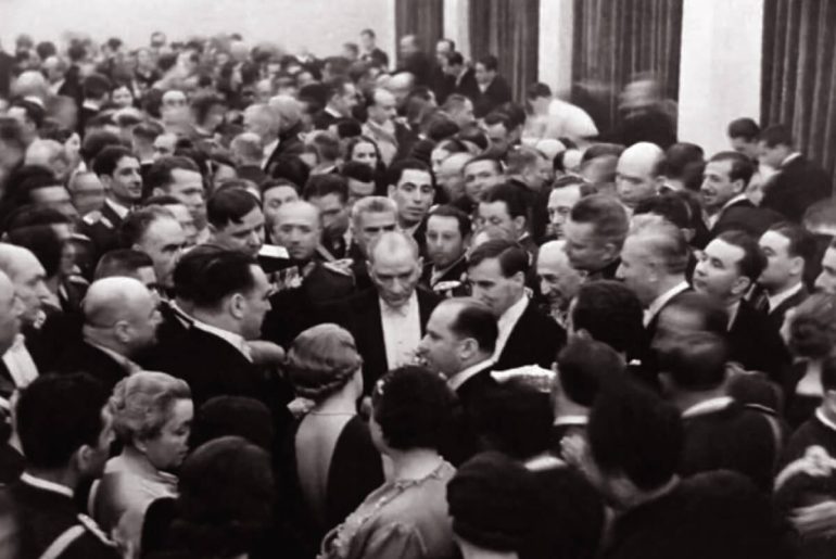 ataturk balkan antanti konseyi delegeleriyle