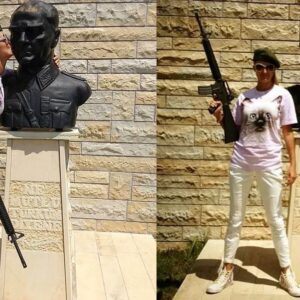 Atatürk büstünü öpen İsrail askeri