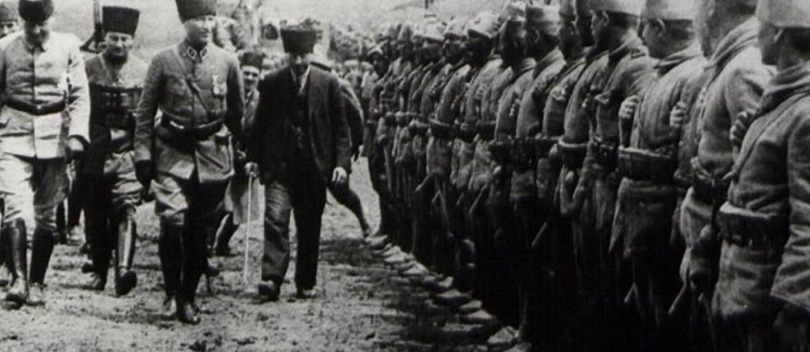 atatürk cephede