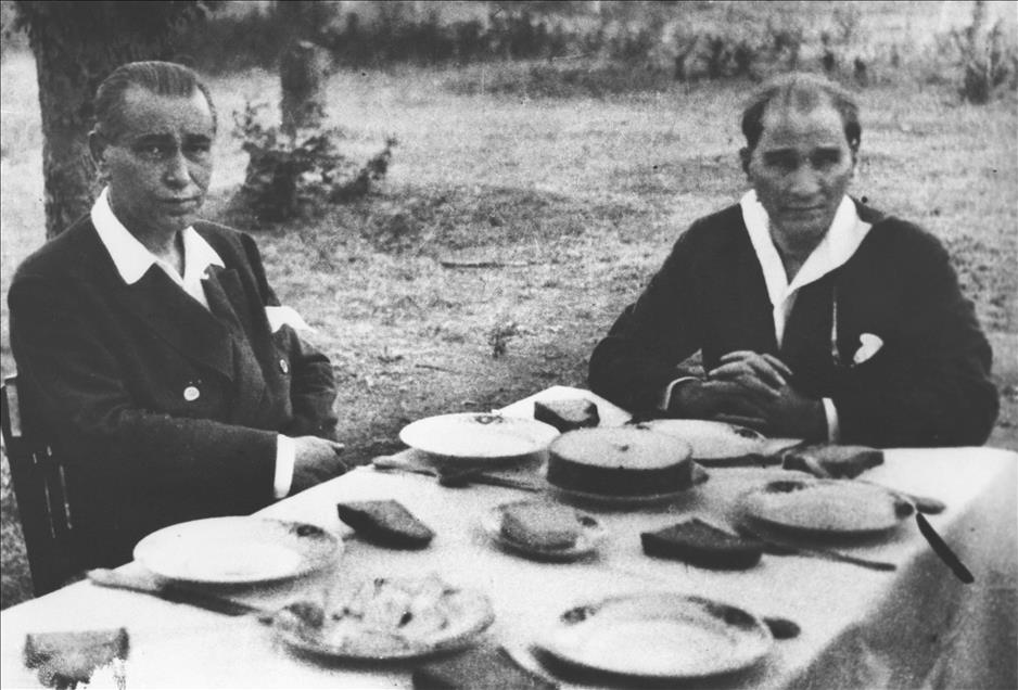 ataturk-fethi-okyar-yemek