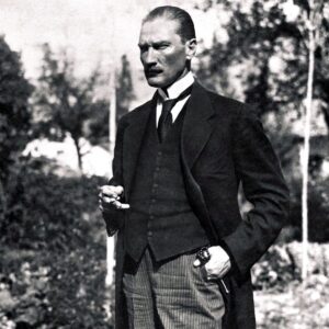 atatürk sigara içerken
