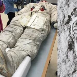 aydaki-astronot-ayak-izi