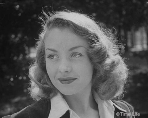 Barbara Laage'nin Time Life Dergisi için Nina Leen tarafından 1946 yılı Mayıs ayında çekilen diğer fotoğrafları