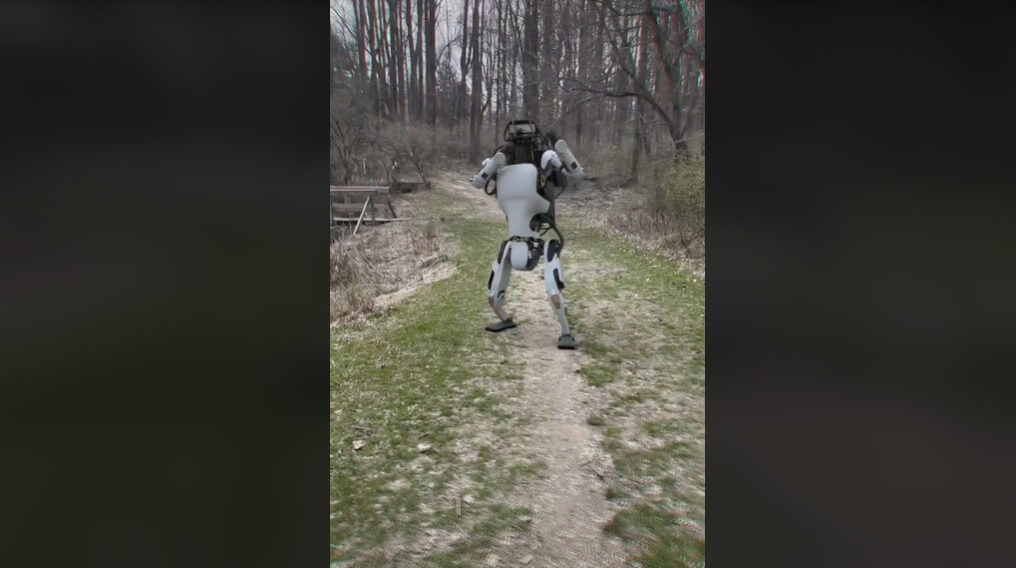 boston-dynamics-insansi-robot-sanilan