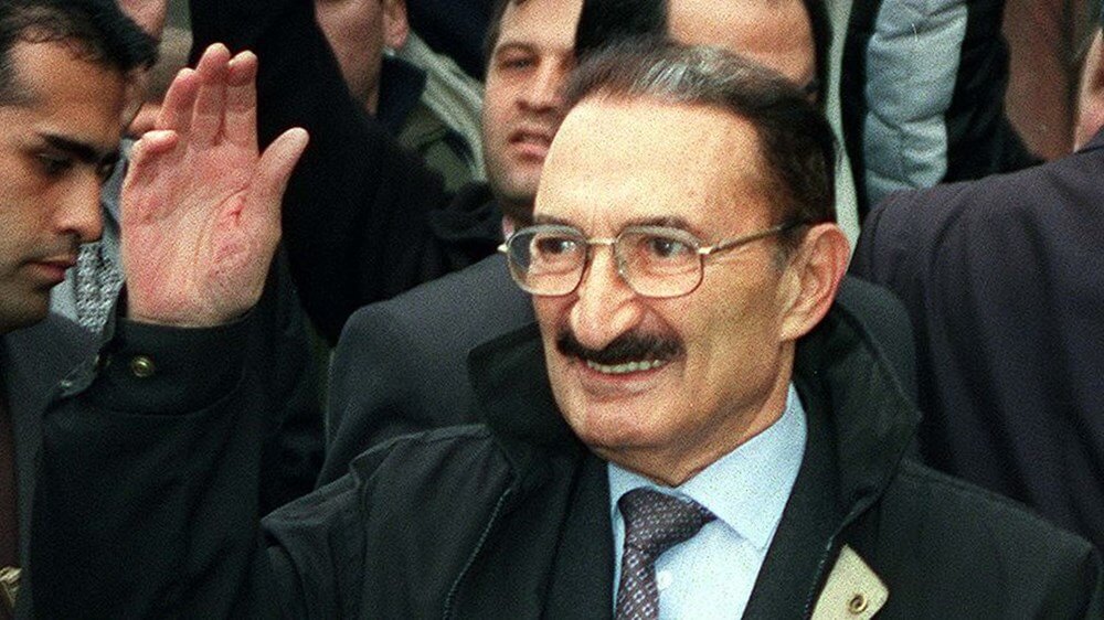 Bülent Ecevit Hakkında Öne Sürülen Yanlış İddialar - Malumatfuruş