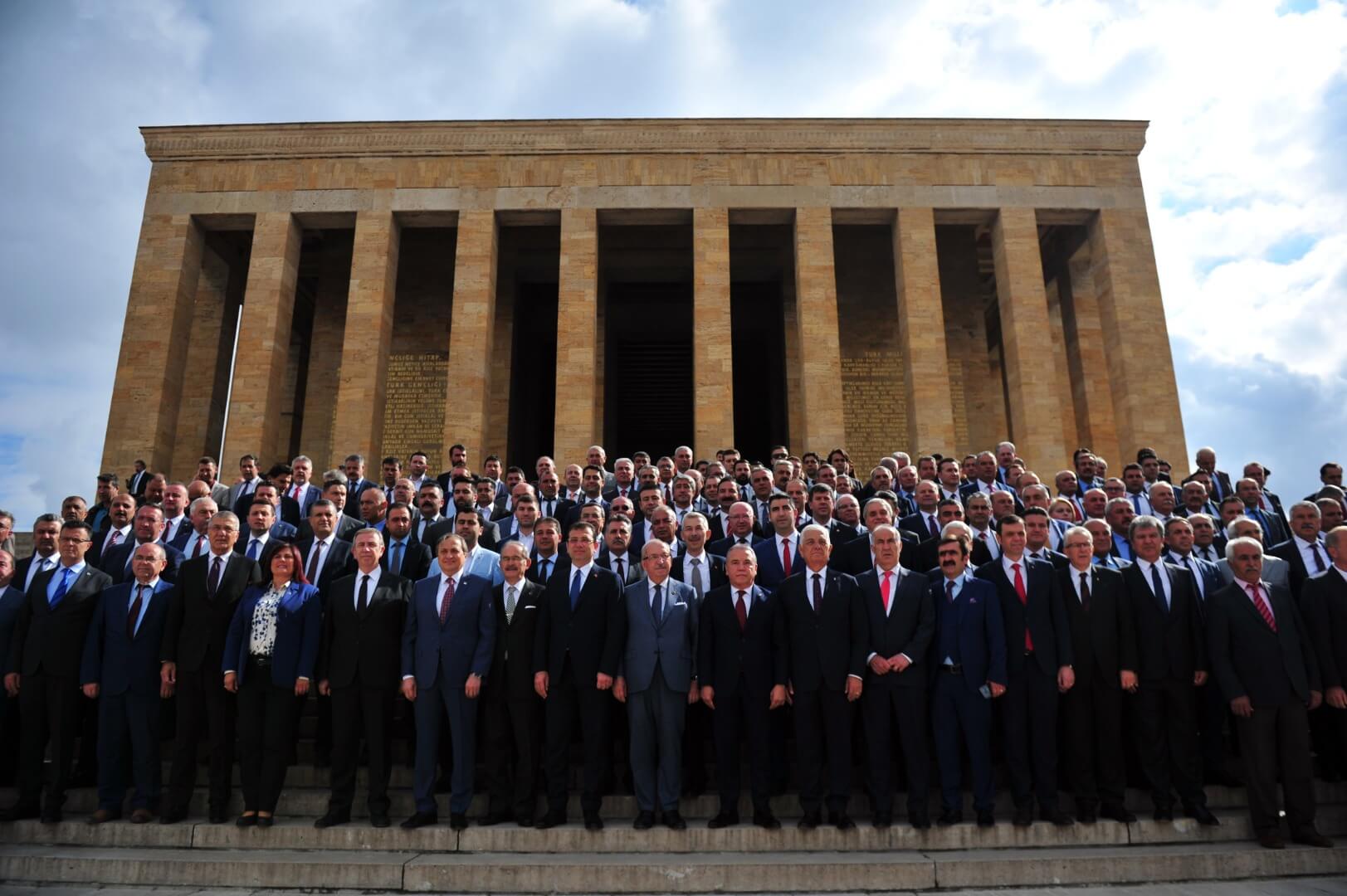 chpli-belediye-baskanlari-anitkabir