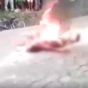 diri-diri-yakilarak-oldurulen