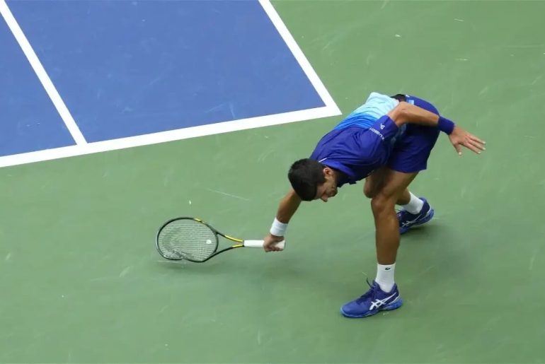 djokovic-raket-kirma