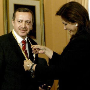 erdogan-yunanistan-liyakat-madalyasi