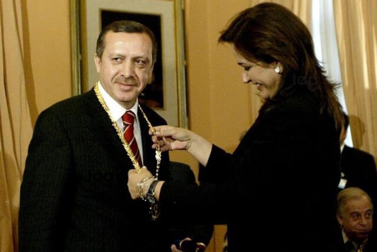 erdogan-yunanistan-liyakat-madalyasi