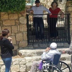 evleri-ellerinden-alinan-filistinli-cift