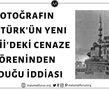 Fotoğrafın Atatürk'ün İstanbul Eminönü'ndeki Yeni Camii'deki Cenaze Töreninden / Namazından Olduğu İddiası